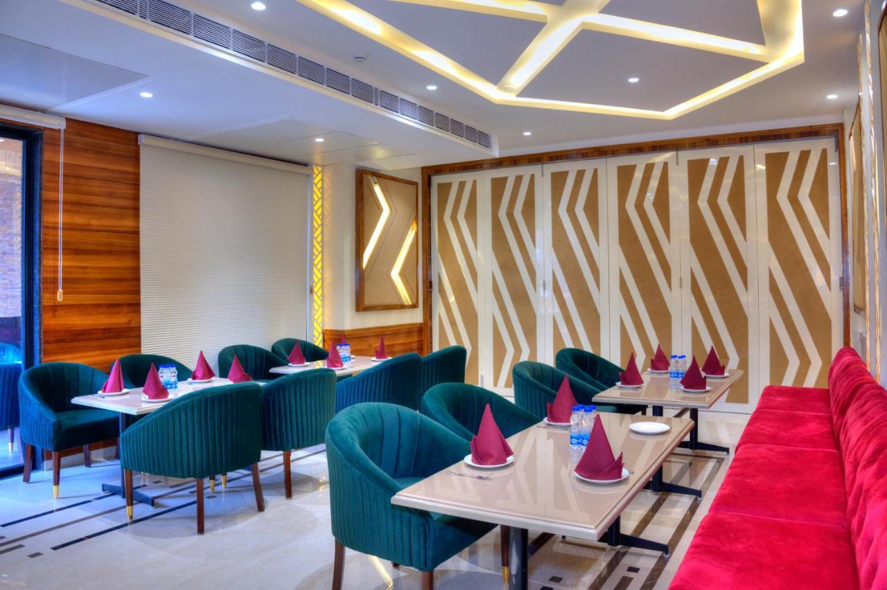 Hotel Classio Royale Amritsar Exterior photo