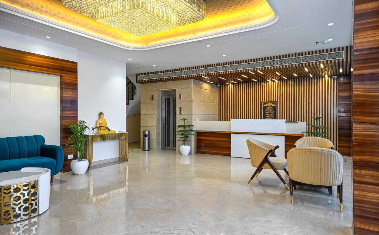 Hotel Classio Royale Amritsar Exterior photo