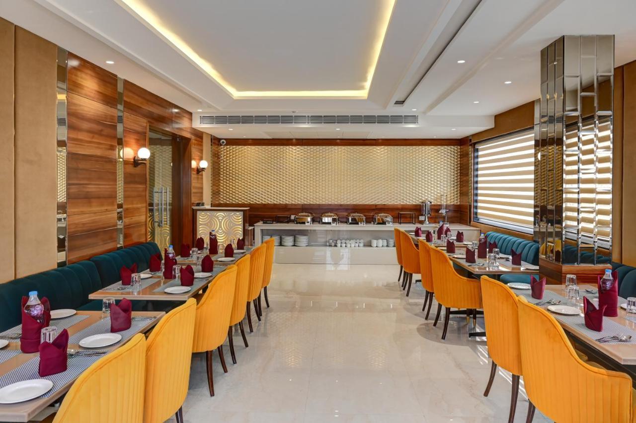 Hotel Classio Royale Amritsar Exterior photo
