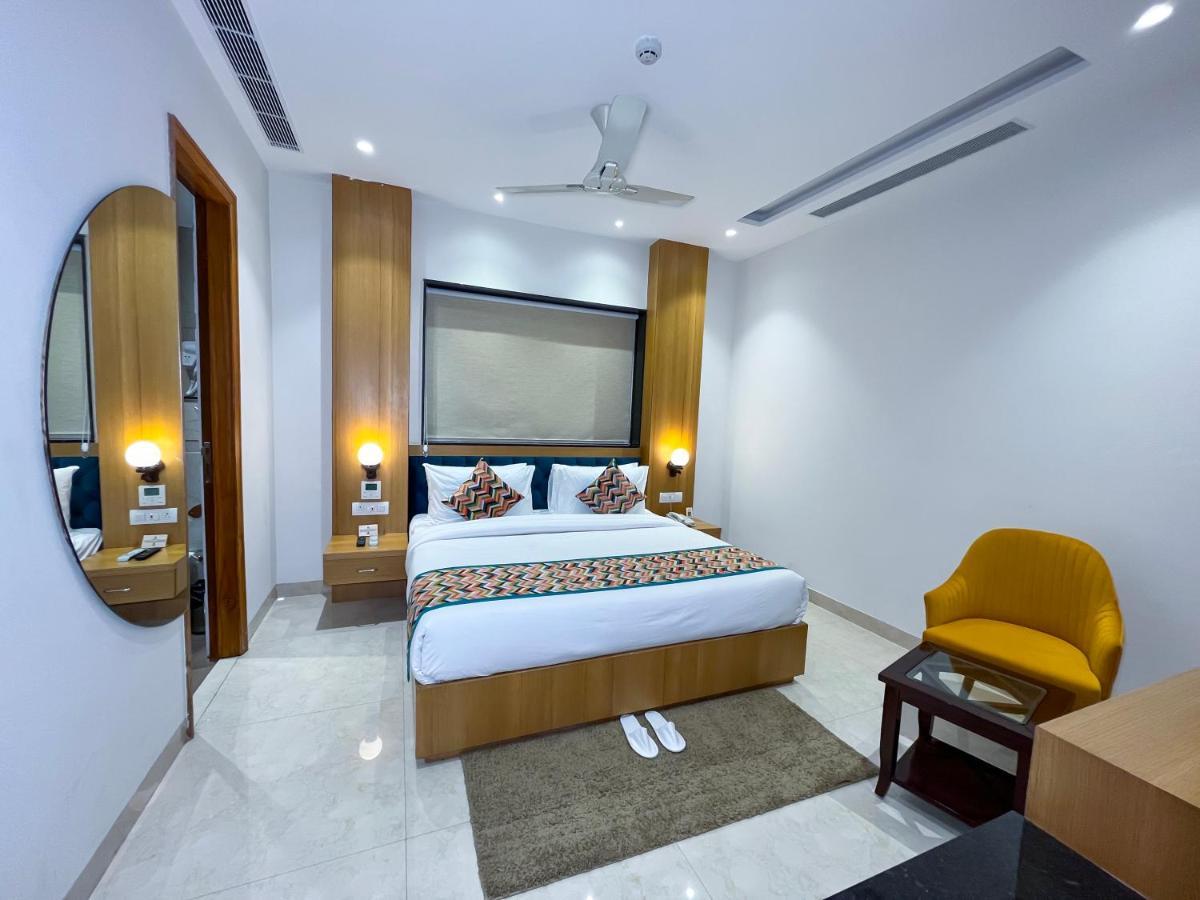 Hotel Classio Royale Amritsar Exterior photo